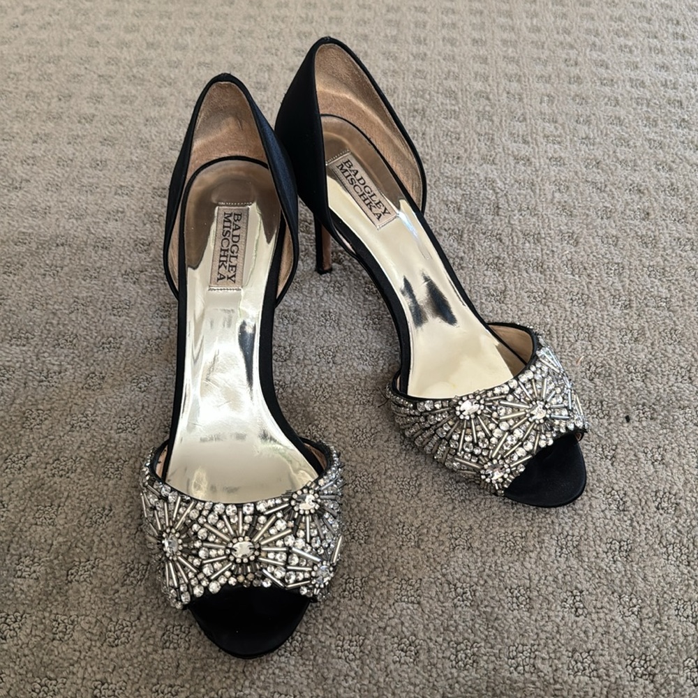 BADGLEY MISCHKA Black and Silver d’Orsay Embellished Women's Heels